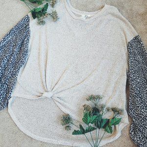 Leopard sleeve top